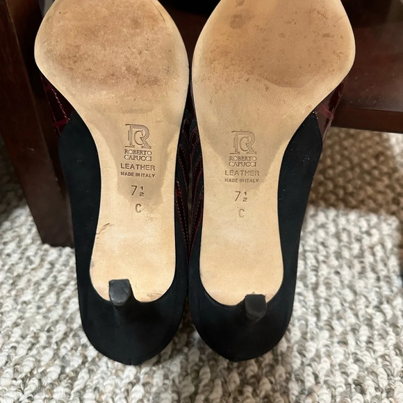 Roberto Capucci  pumps is size 7.5 great condition - Picture 5 of 9